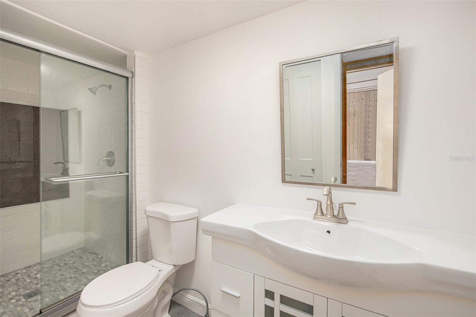 Image 19 of 49 For 4654 Ryals Road