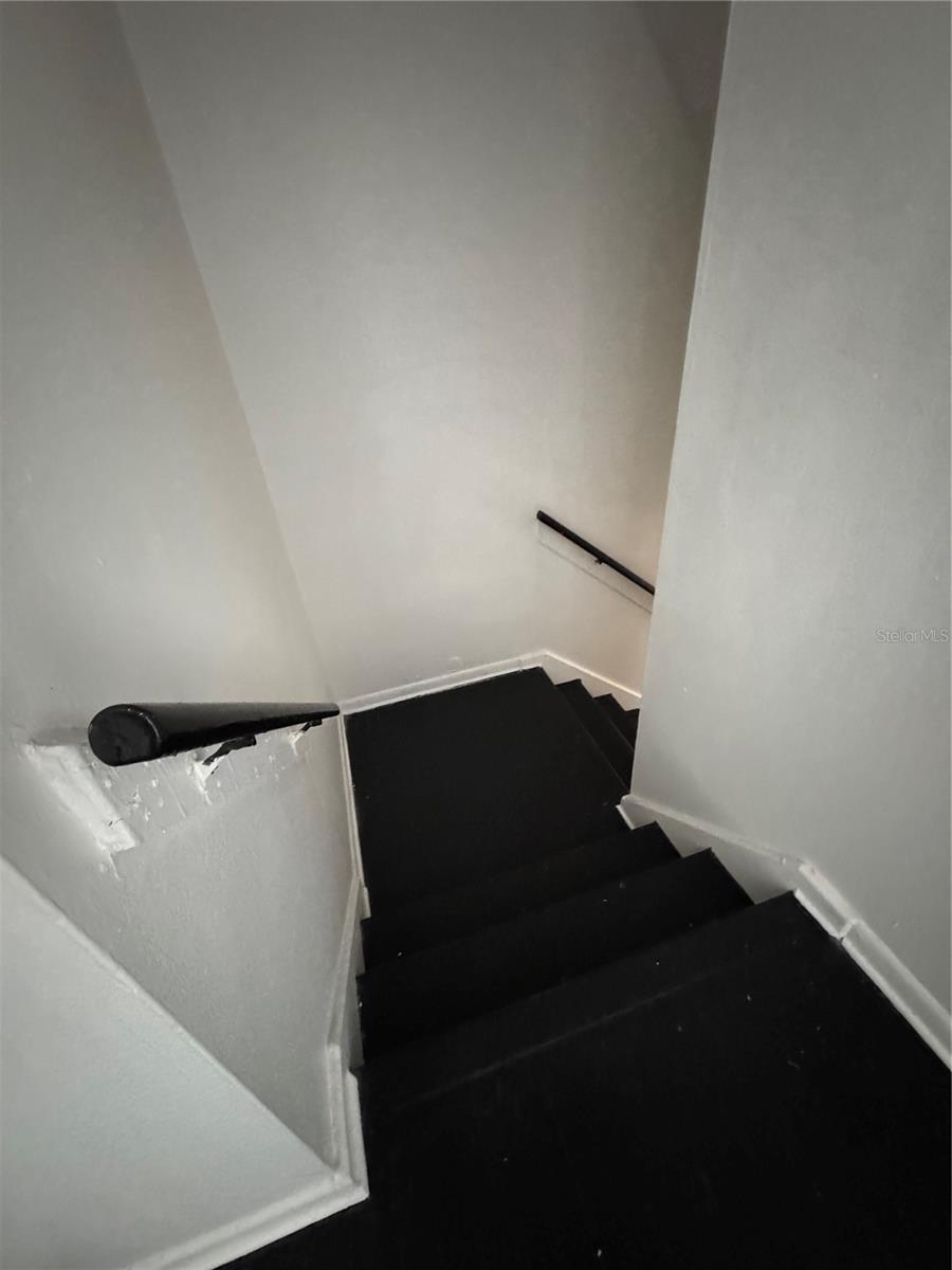 Image 15 of 18 For 1131 Phelps Street