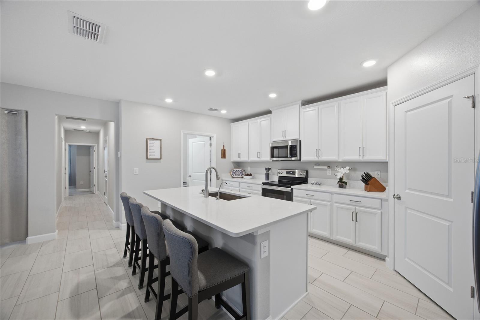 Image 11 of 37 For 10162 Echo Dock Loop