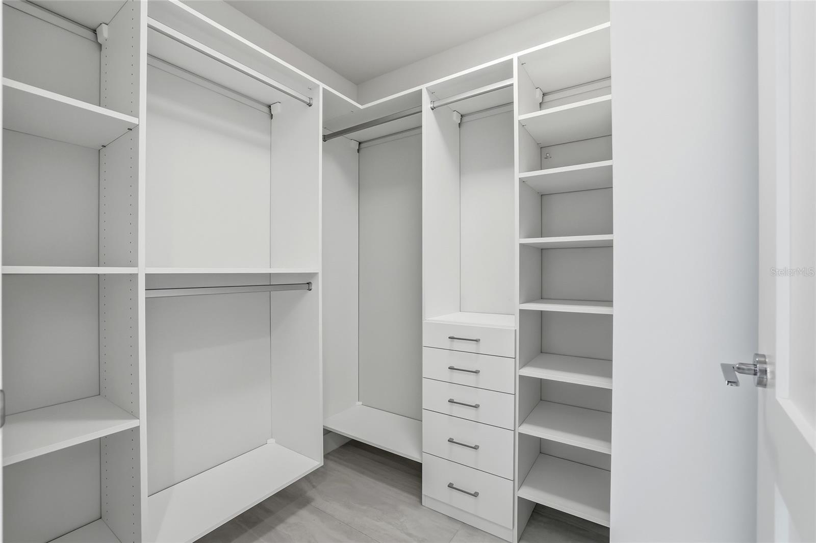 Image 42 of 60 For 301 1st Street S 802