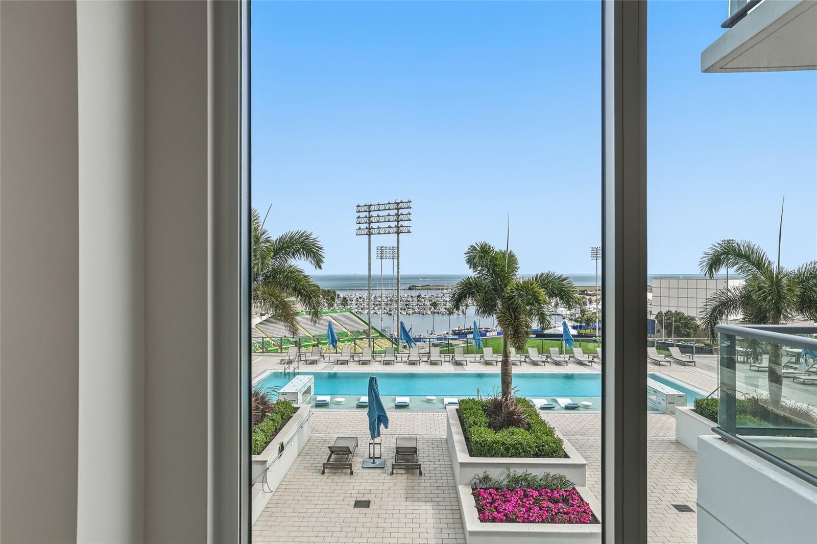 Image 49 of 60 For 301 1st Street S 802