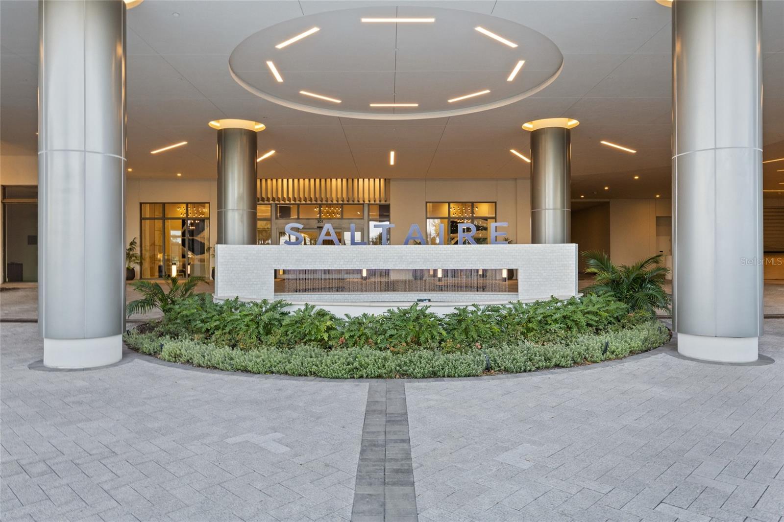 Image 9 of 60 For 301 1st Street S 802