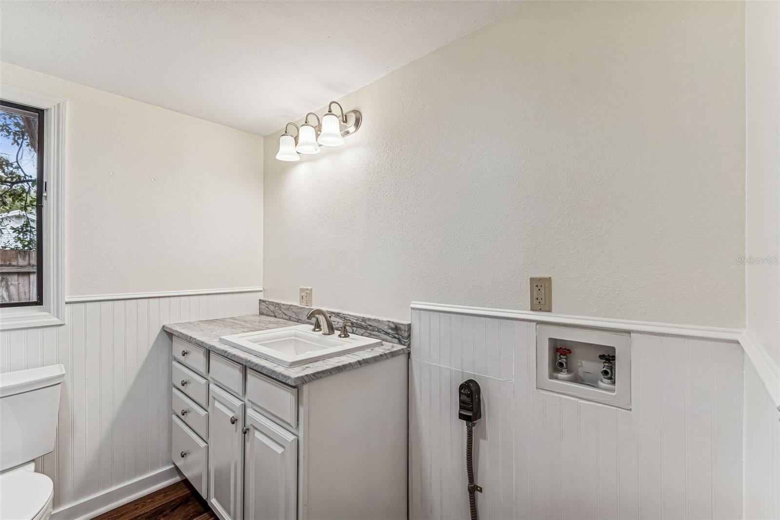 Image 12 of 29 For 38511 7th Avenue