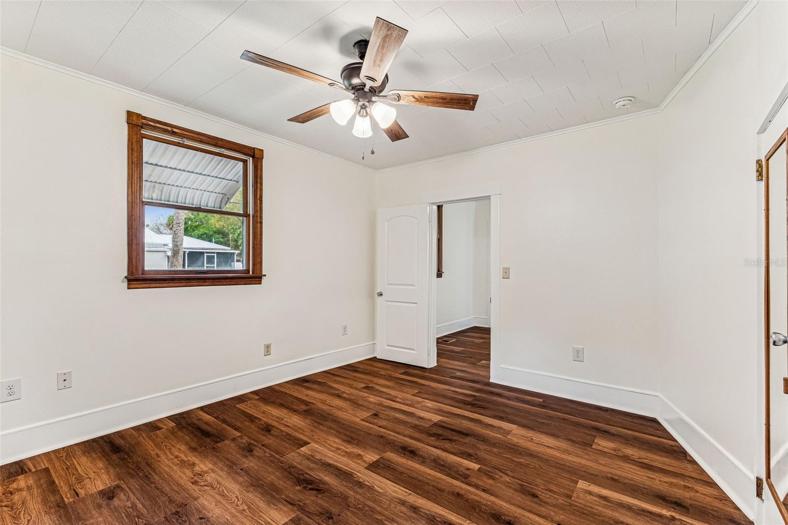 Image 15 of 29 For 38511 7th Avenue