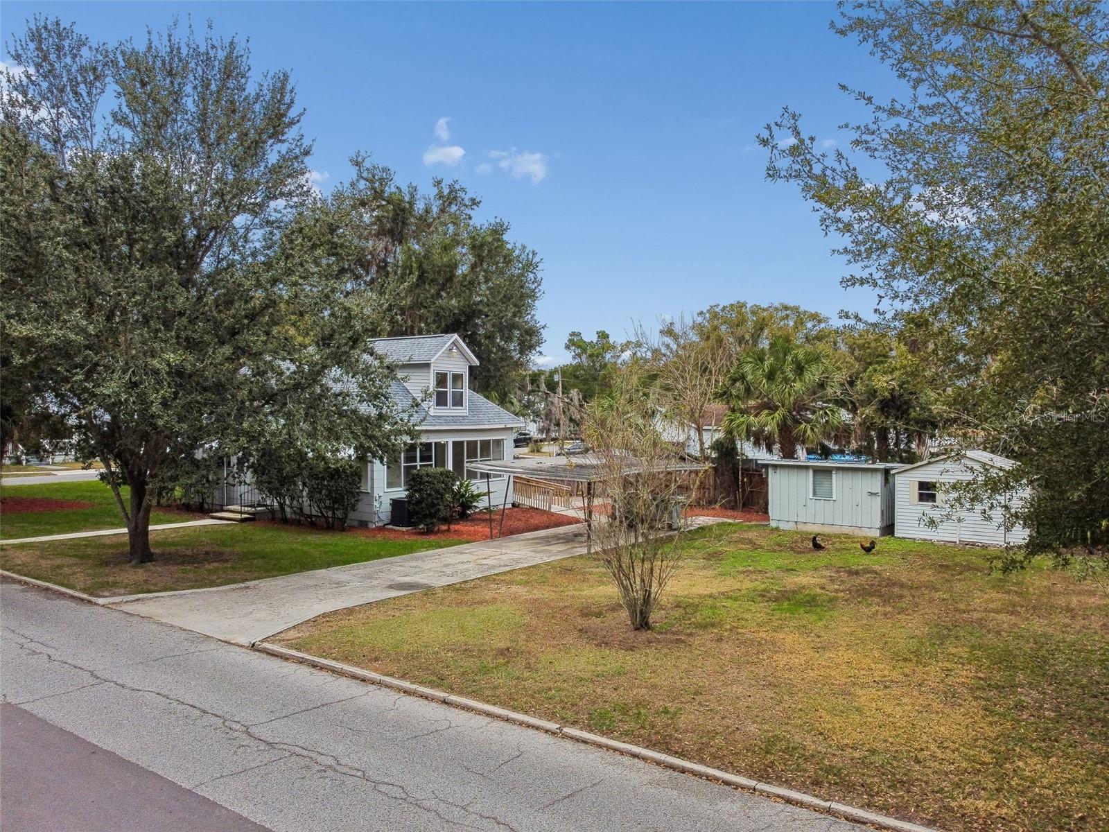 Image 20 of 29 For 38511 7th Avenue