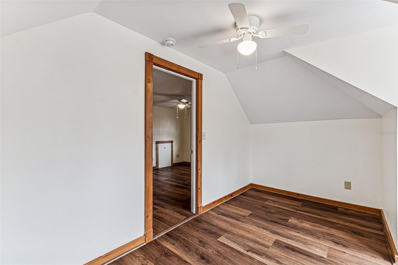 Image 21 of 29 For 38511 7th Avenue