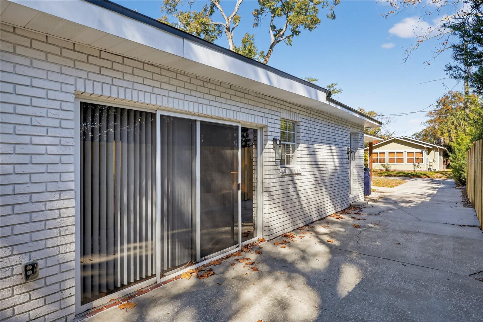 Image 22 of 25 For 208 Hilda Street