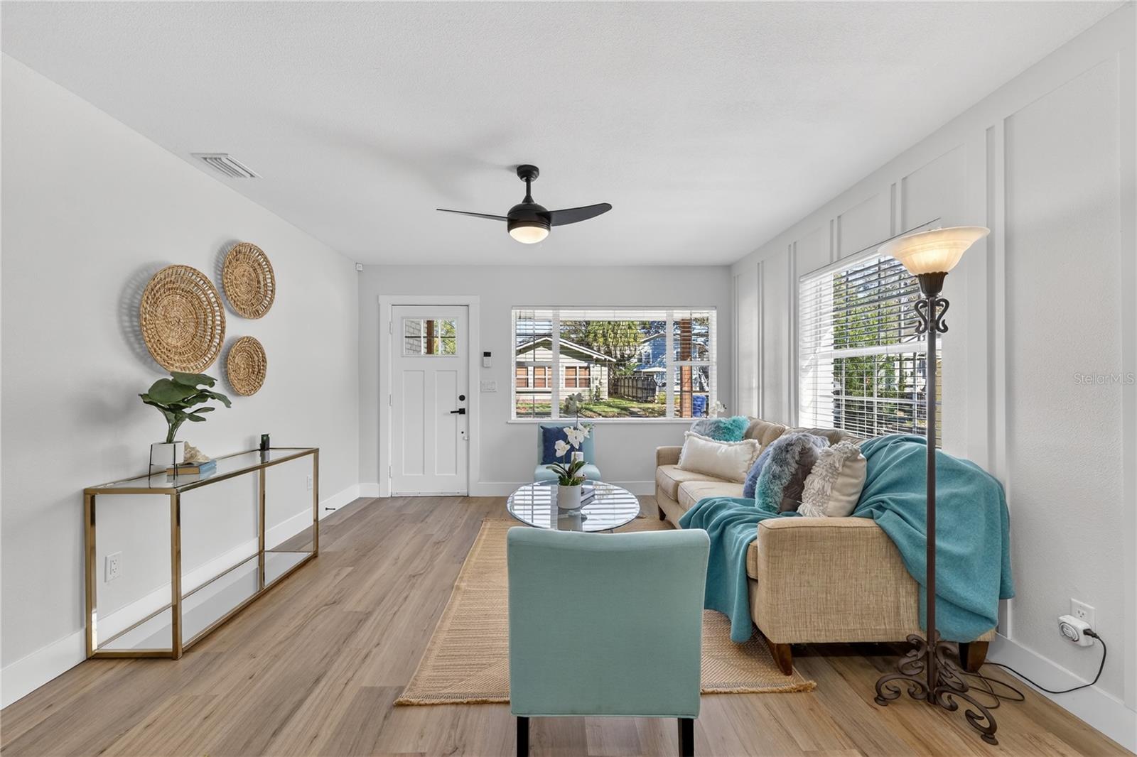 Image 4 of 25 For 208 Hilda Street