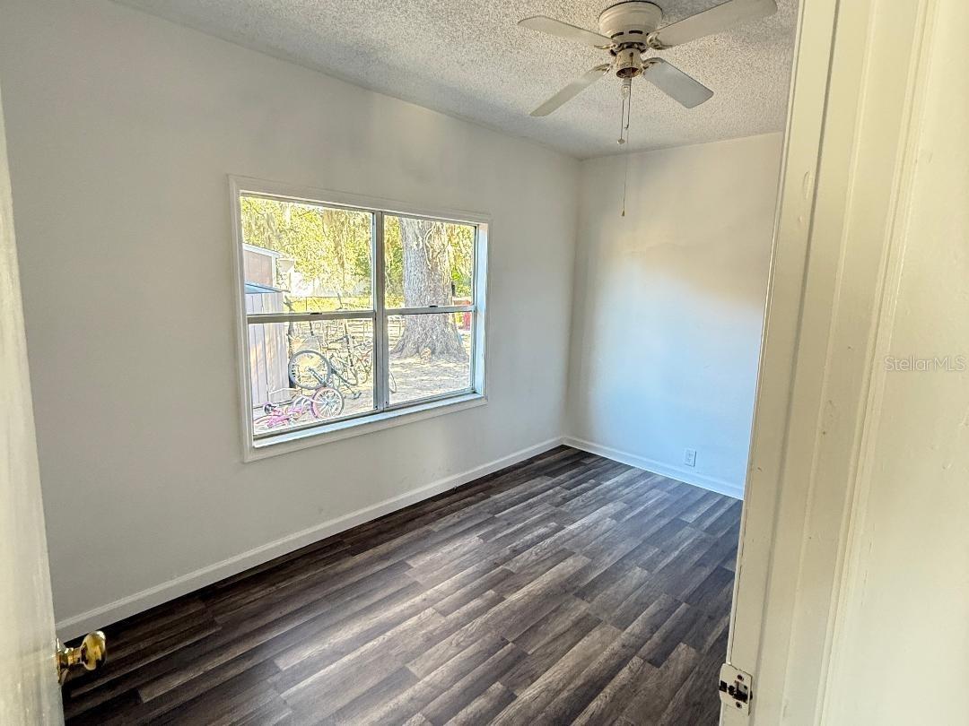 Image 9 of 10 For 323 Dorsett Avenue