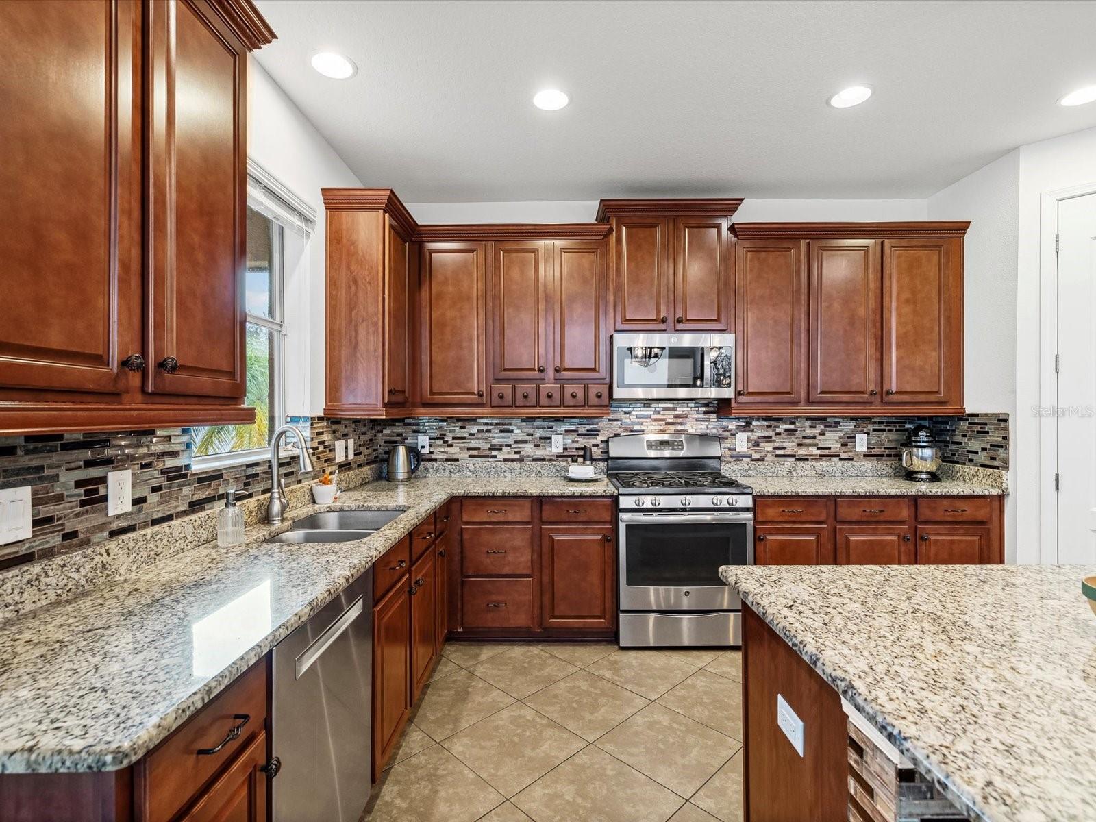 Image 13 of 51 For 2214 Valterra Vista Way