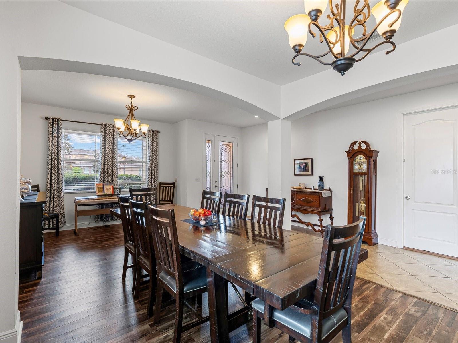 Image 8 of 51 For 2214 Valterra Vista Way