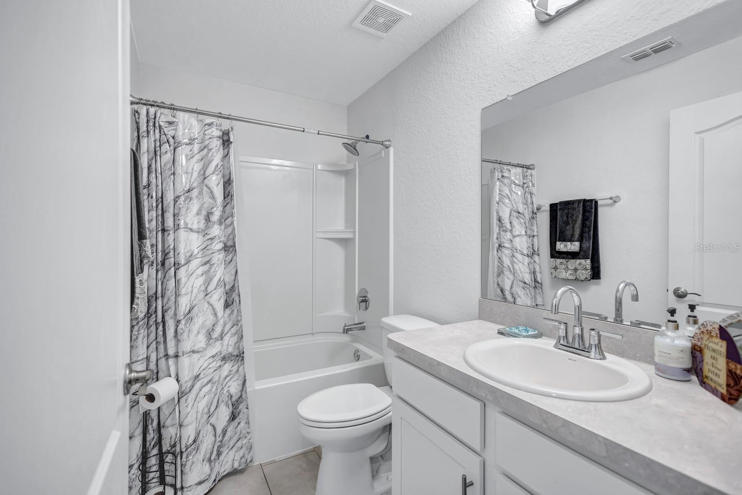 Image 13 of 20 For 1872 Thompson Preserve Boulevard