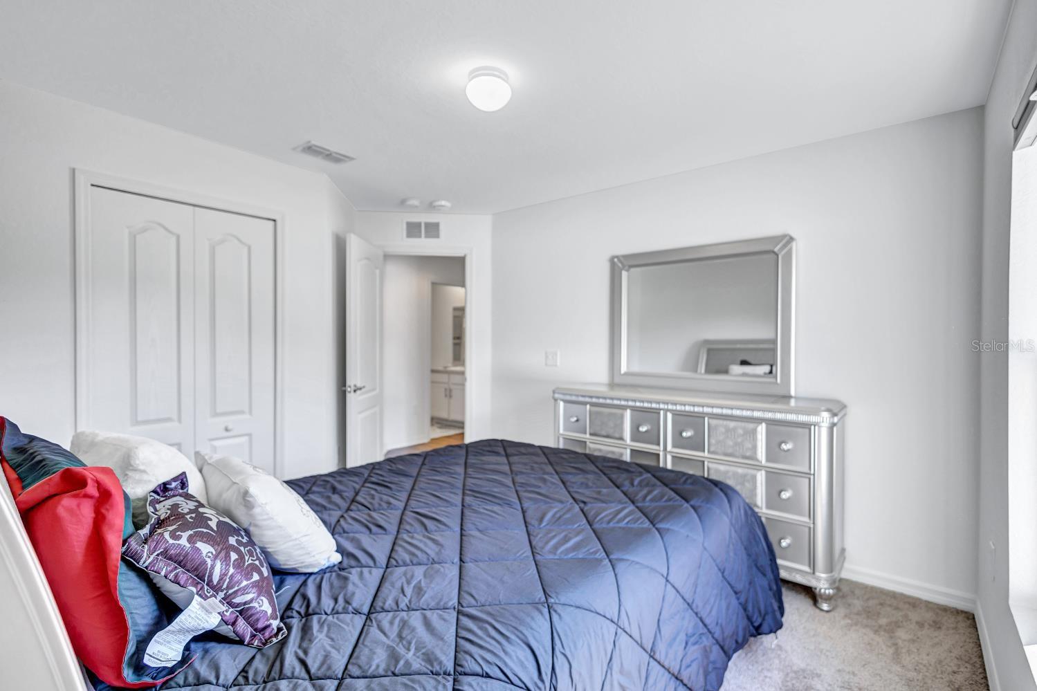 Image 8 of 20 For 1872 Thompson Preserve Boulevard