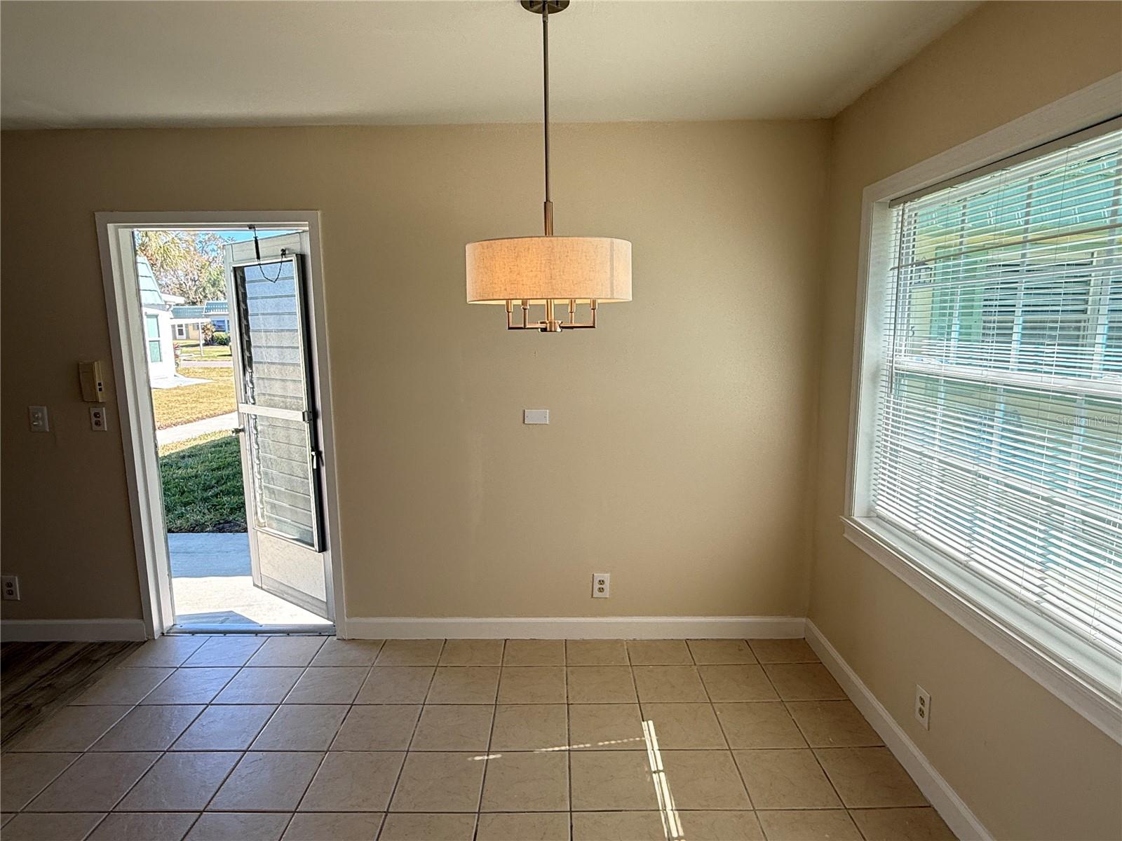 Image 12 of 48 For 101 Cambridge Trail 212