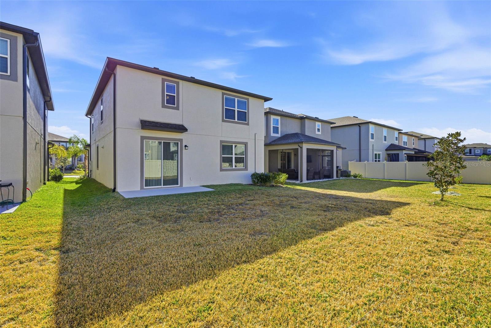 Listing photo id 17 for 2941 Adams Cross Drive