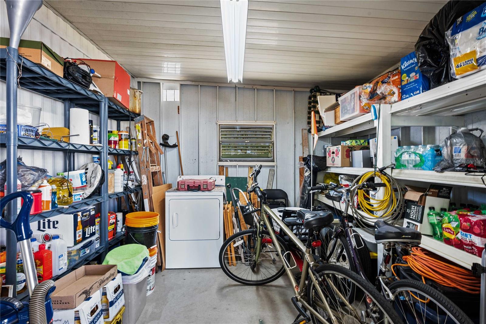 Listing photo id 21 for 5305 Antigua Drive