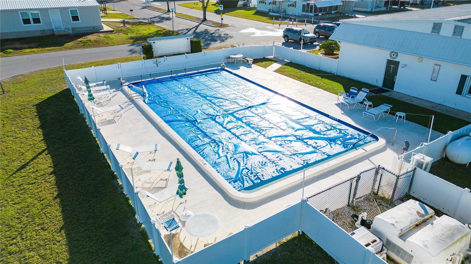 Listing photo id 27 for 5305 Antigua Drive