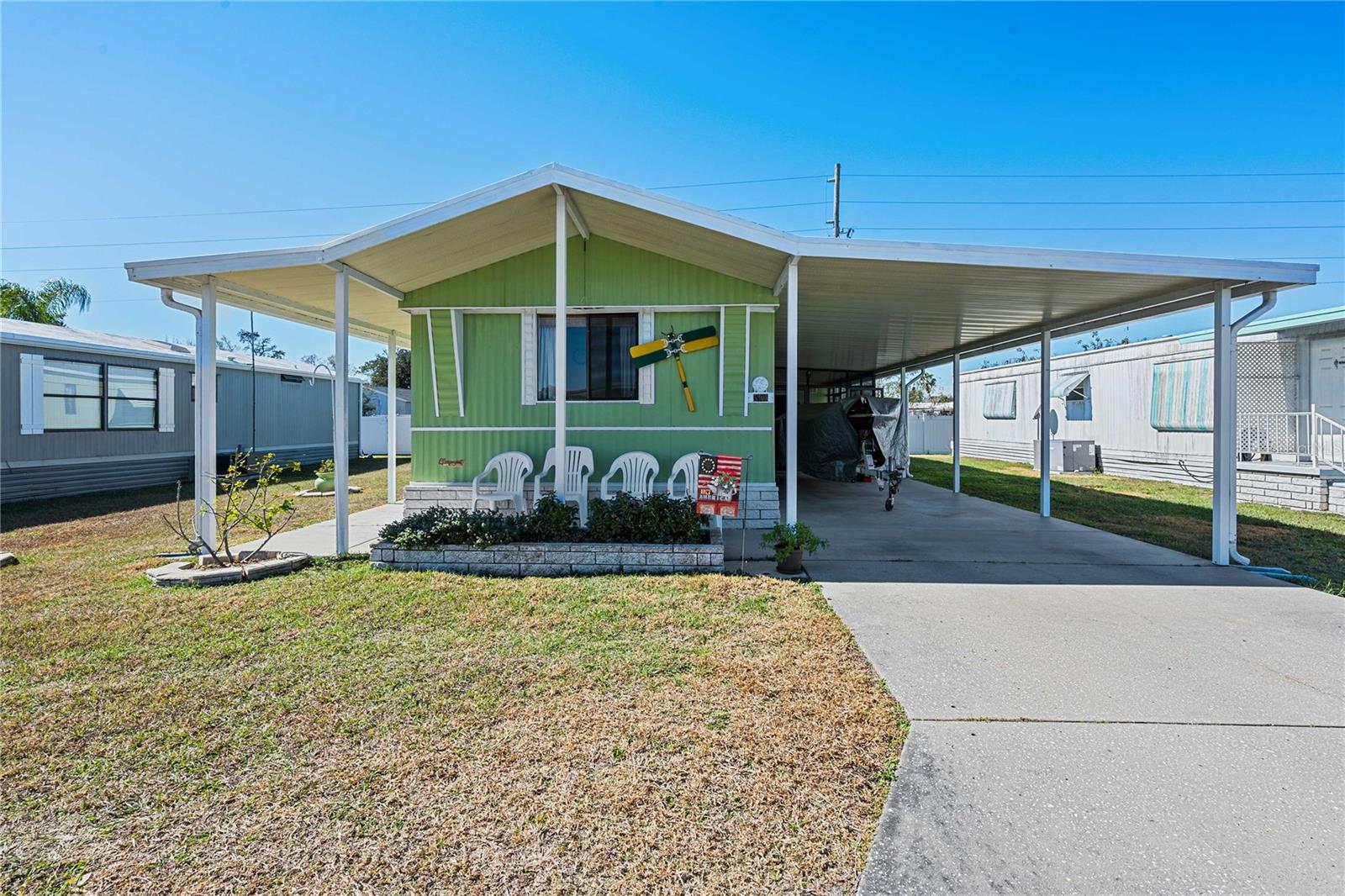 Listing photo id 1 for 5305 Antigua Drive