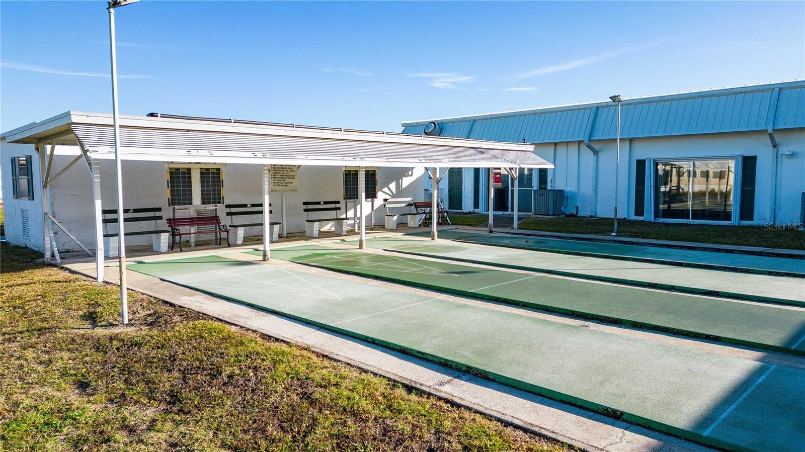 Listing photo id 33 for 5305 Antigua Drive