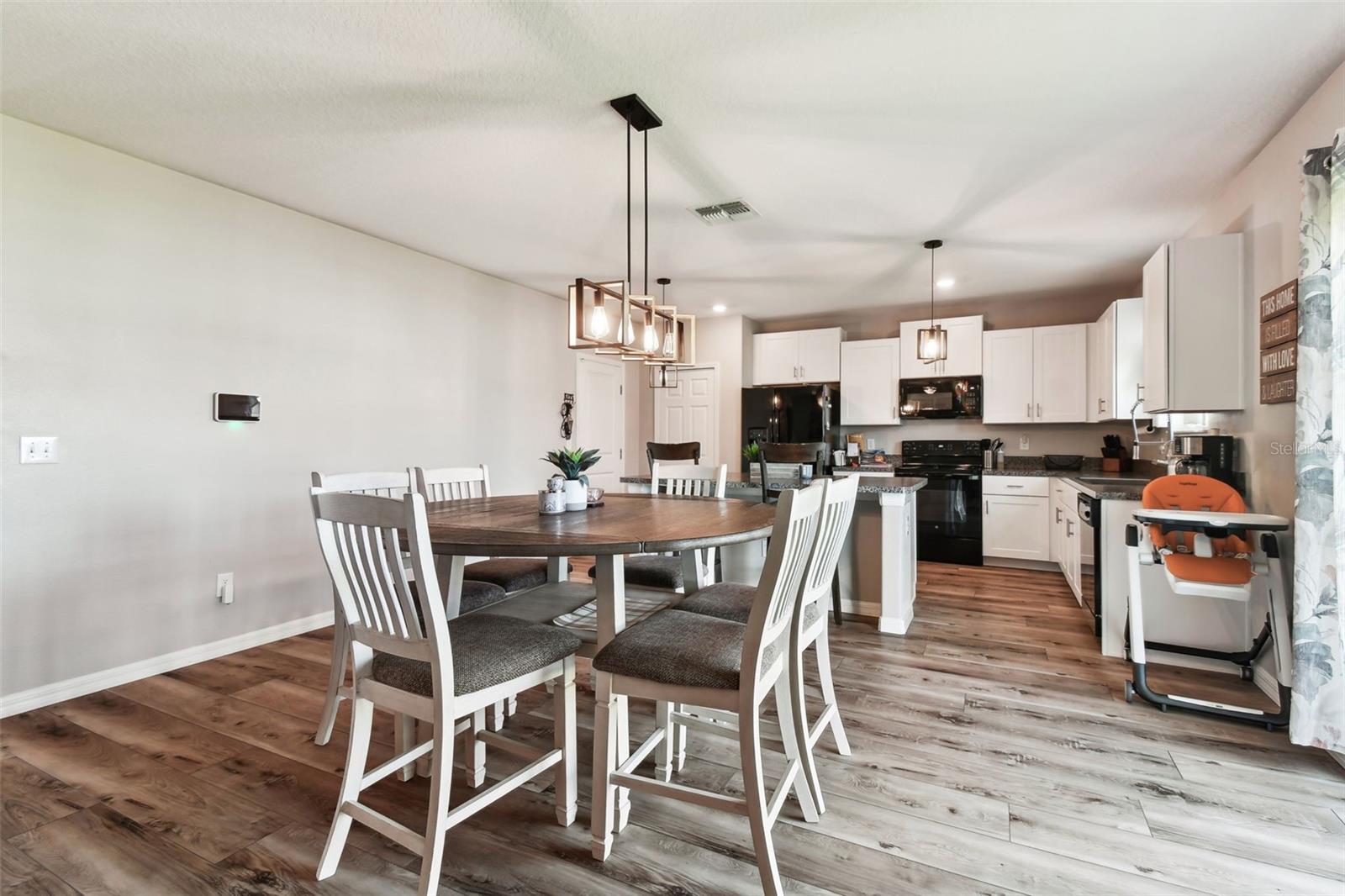 Listing photo id 41 for 3172 Lytton Hall Drive