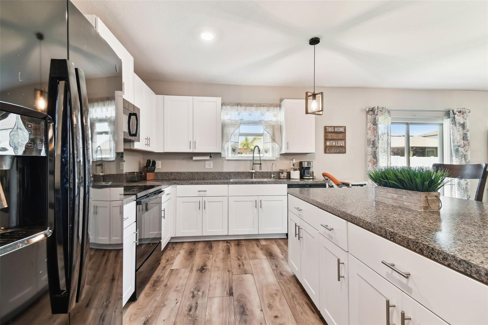 Listing photo id 46 for 3172 Lytton Hall Drive