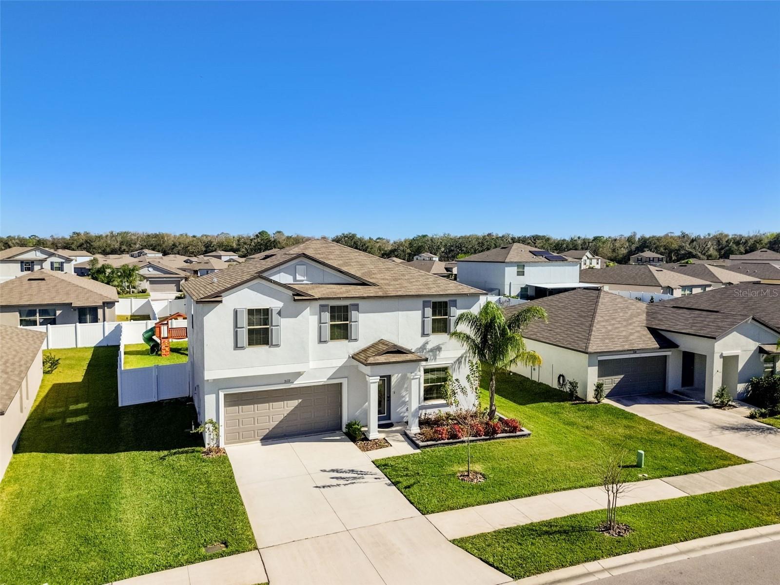 Listing photo id 76 for 3172 Lytton Hall Drive