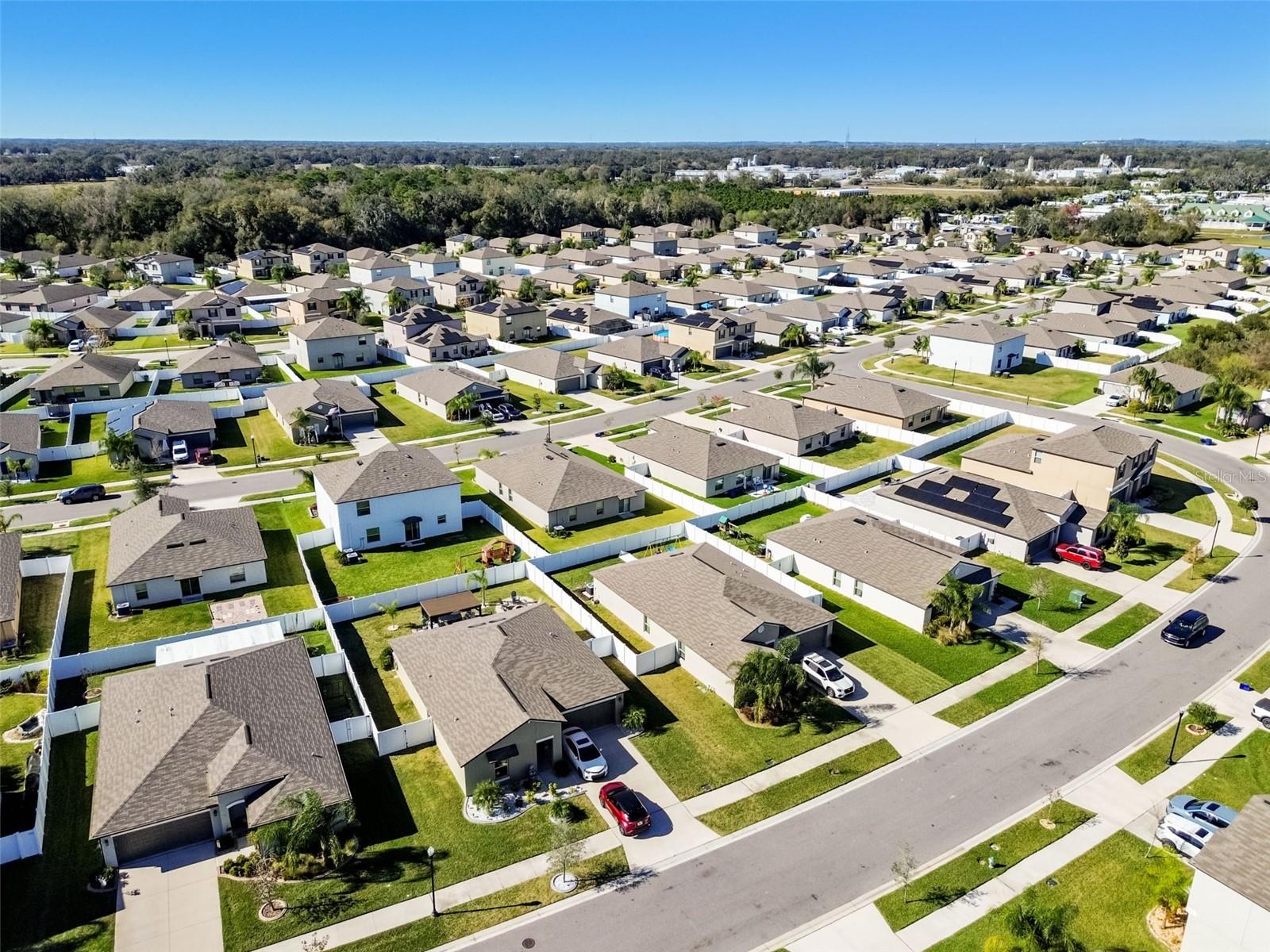 Listing photo id 83 for 3172 Lytton Hall Drive