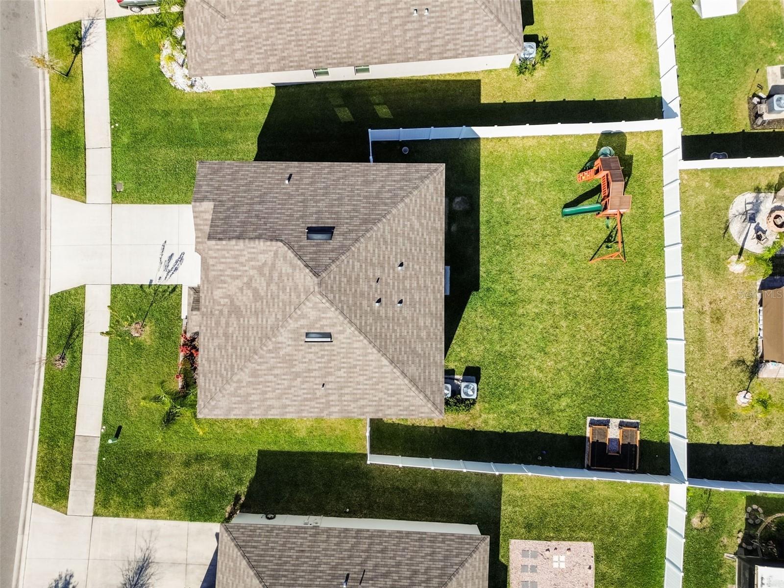 Listing photo id 89 for 3172 Lytton Hall Drive