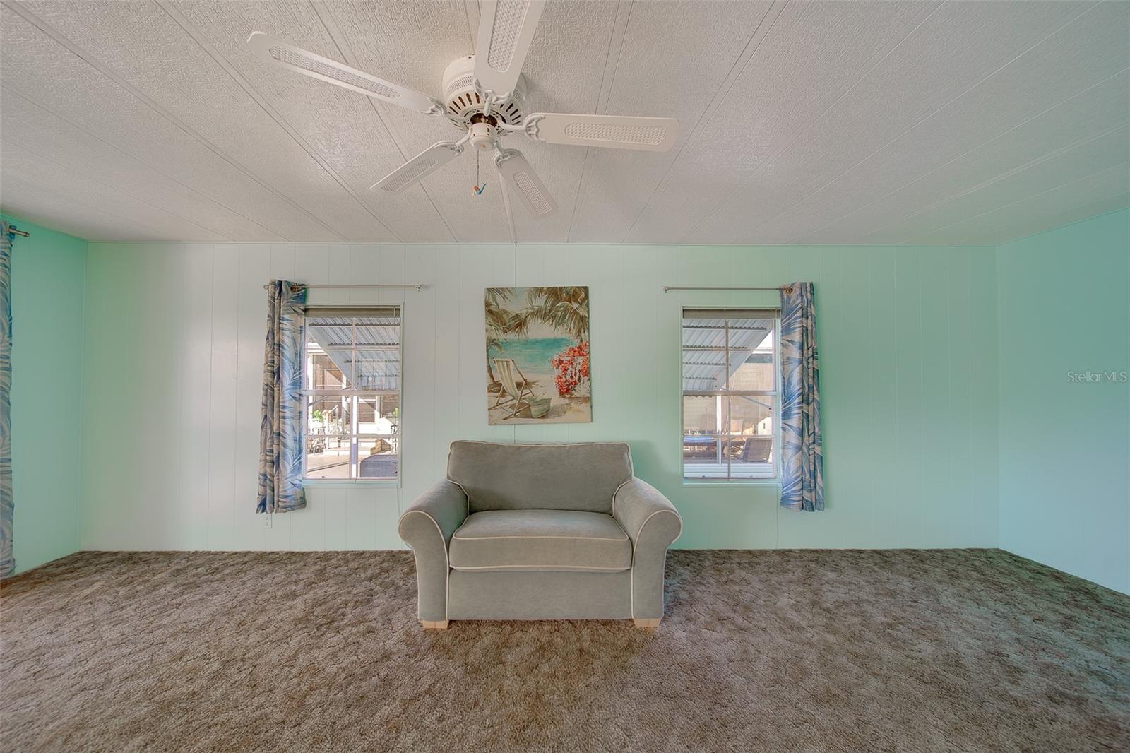 Image 13 of 70 For 12501 Ulmerton Road 128