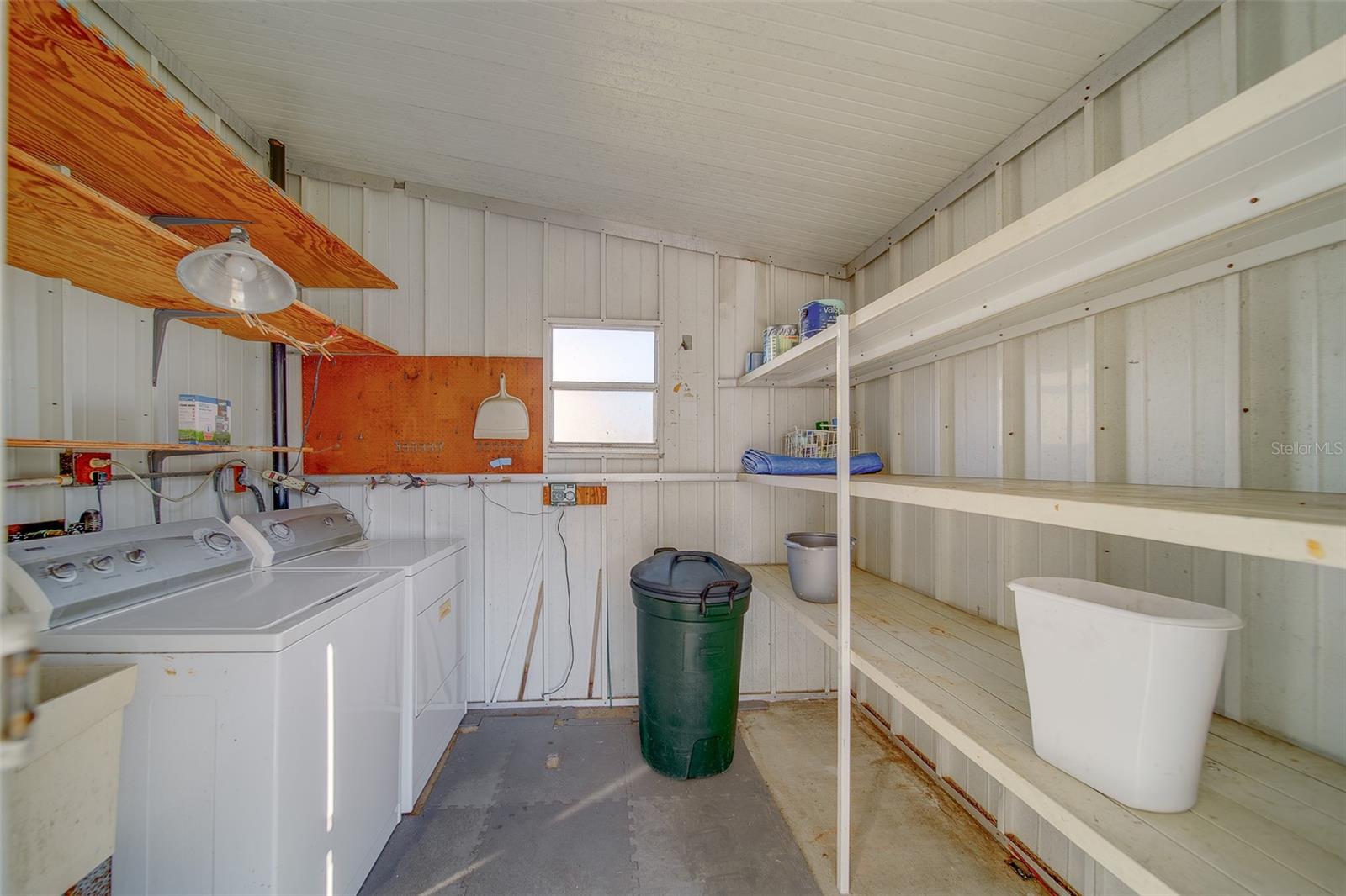 Image 39 of 70 For 12501 Ulmerton Road 128