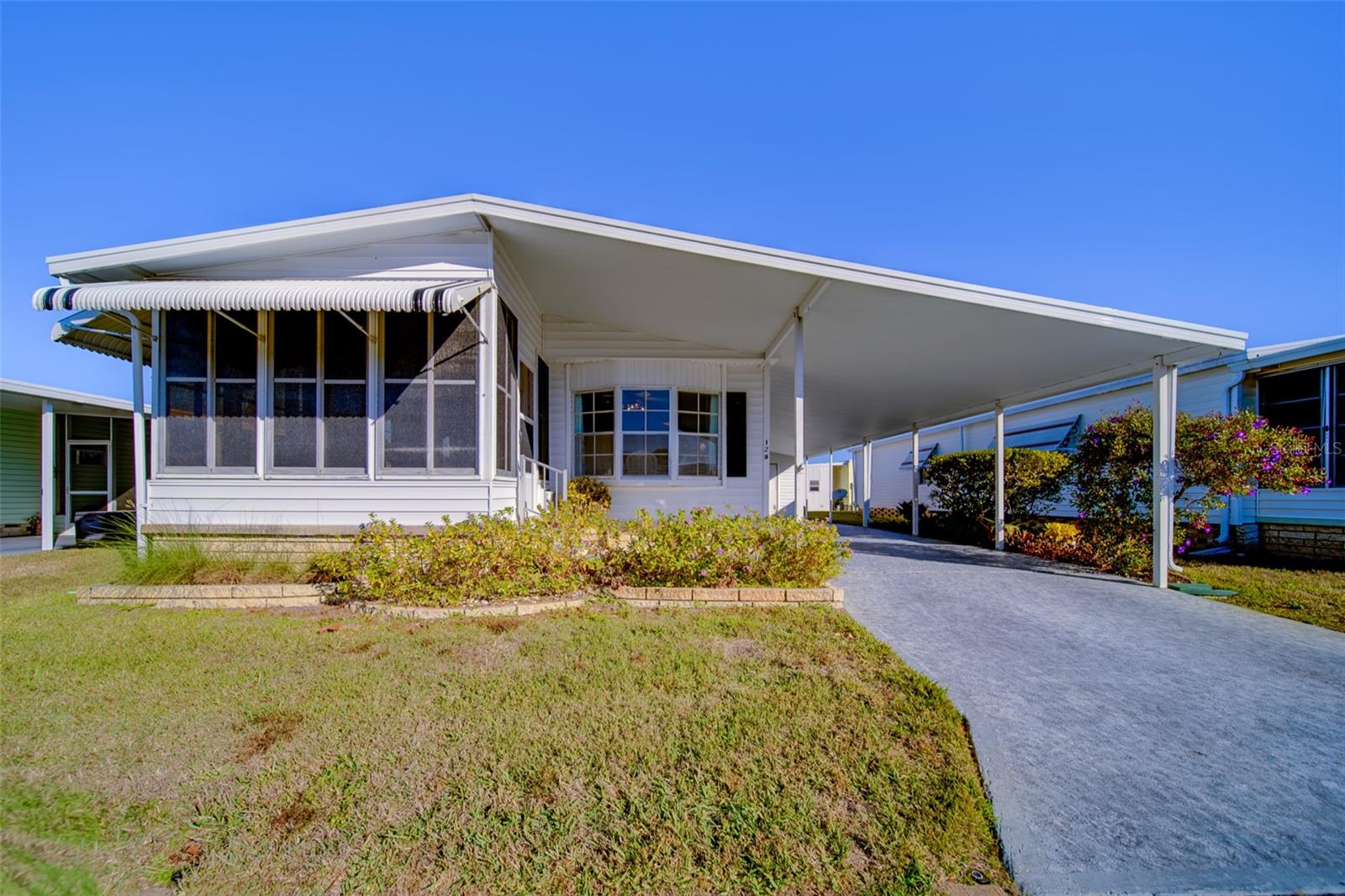 Image 45 of 70 For 12501 Ulmerton Road 128