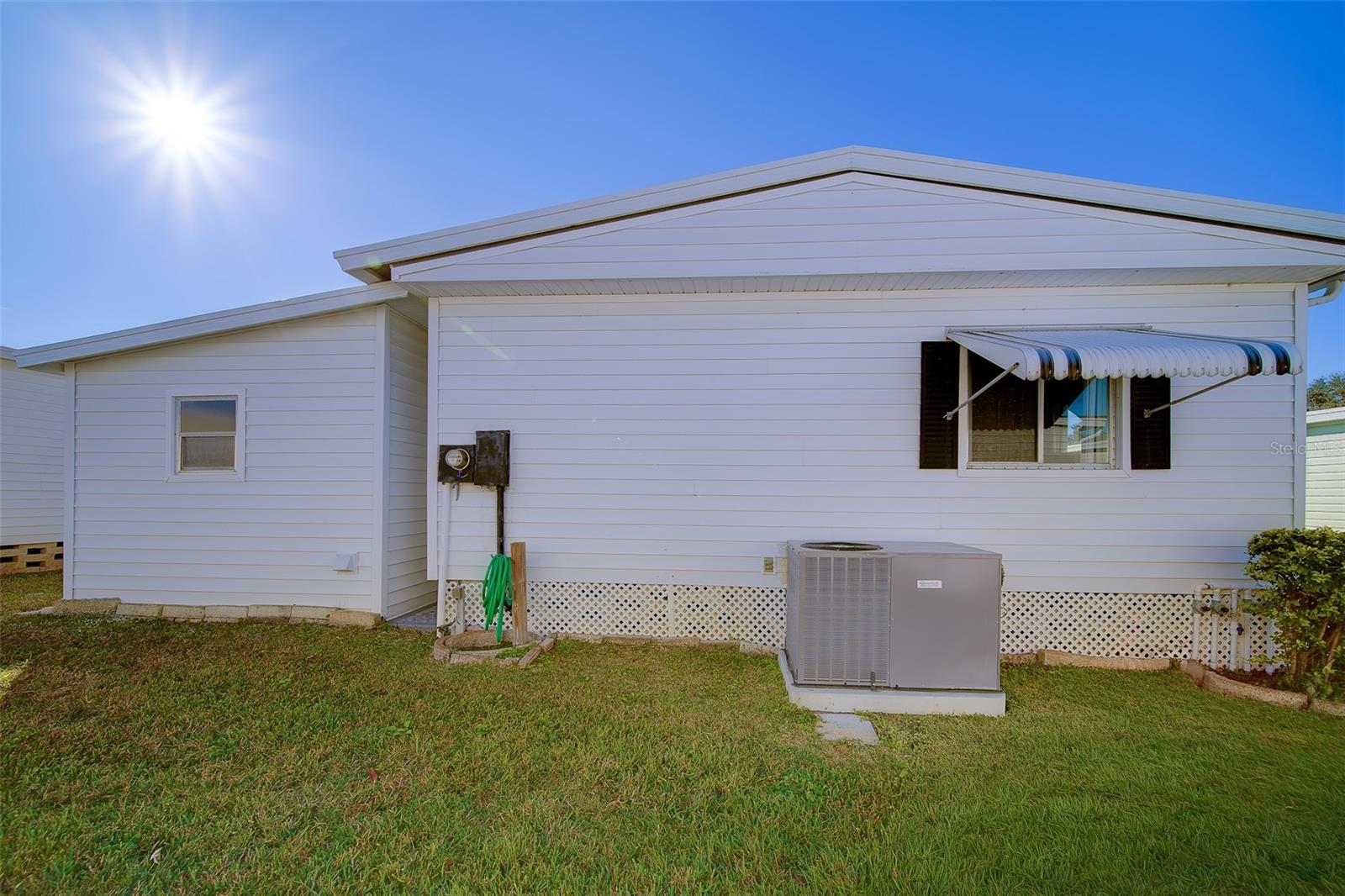 Image 49 of 70 For 12501 Ulmerton Road 128