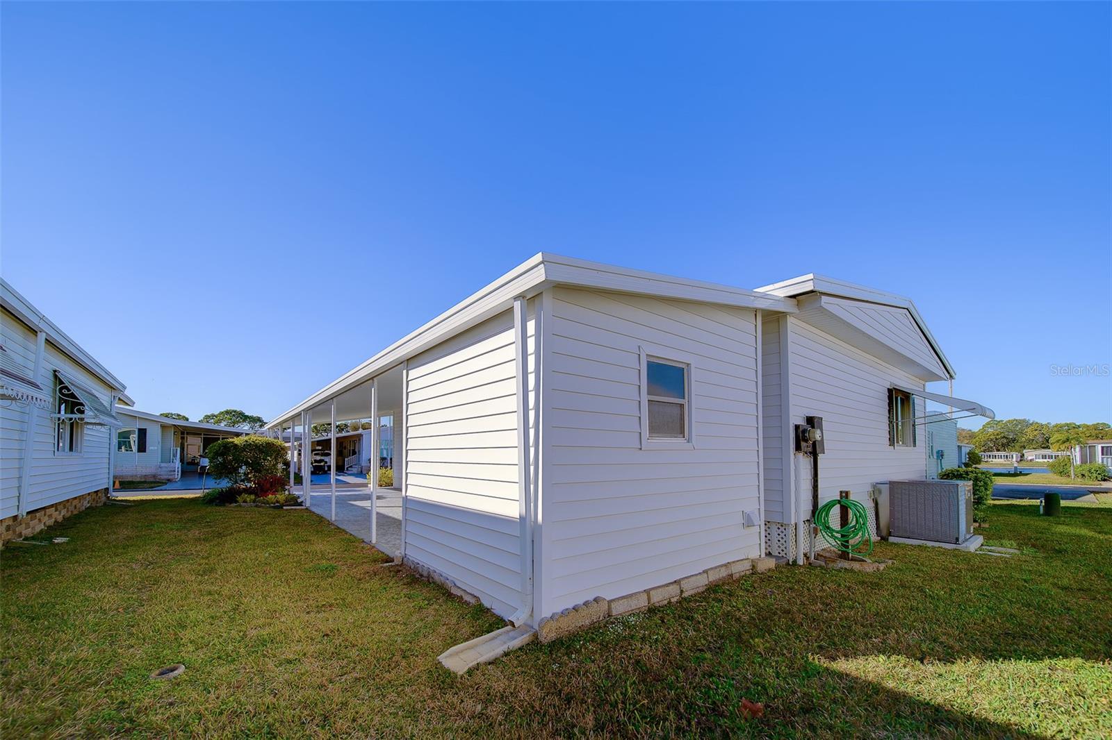 Image 50 of 70 For 12501 Ulmerton Road 128