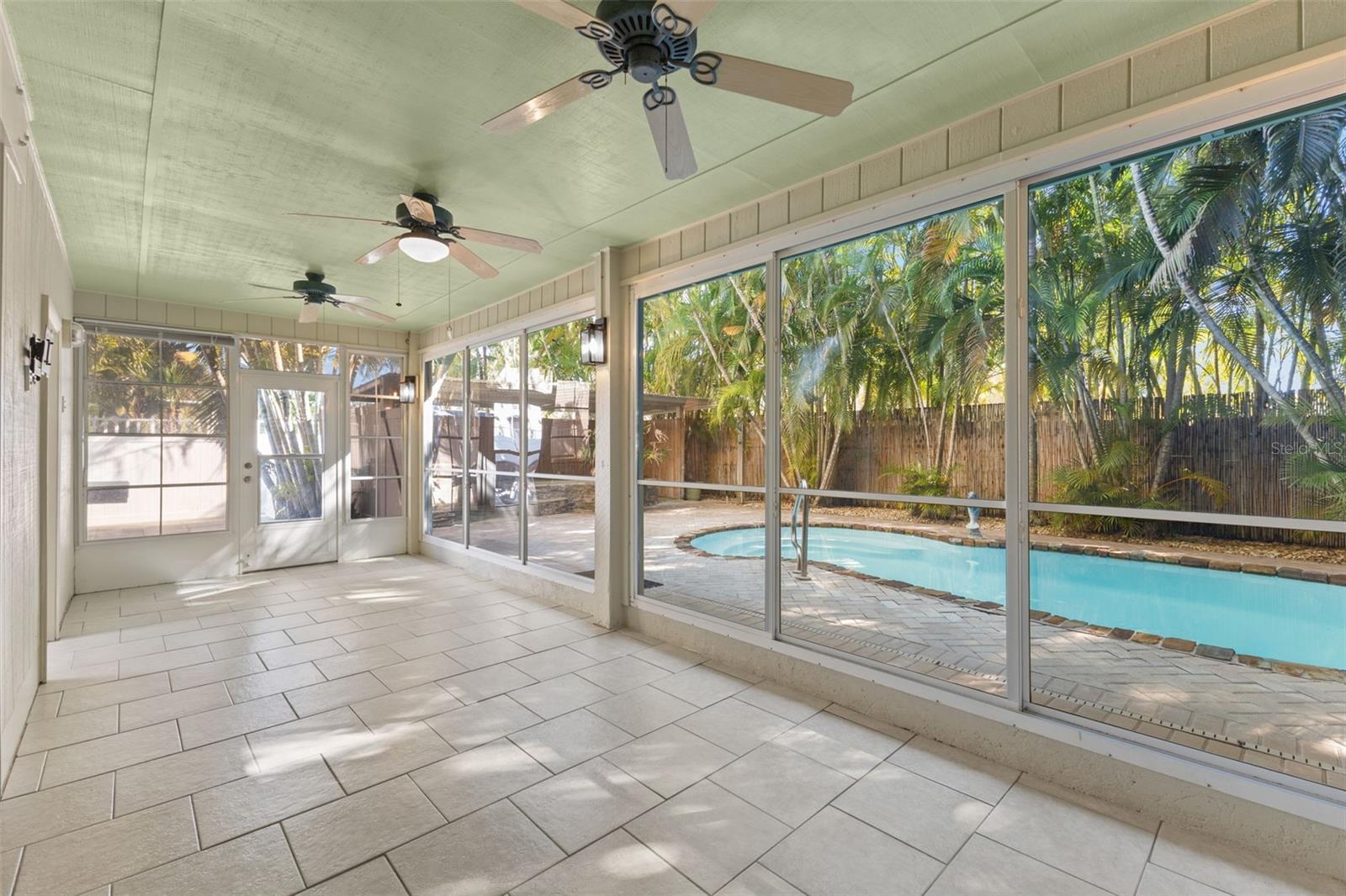 Image 20 of 52 For 349 Kentucky Avenue