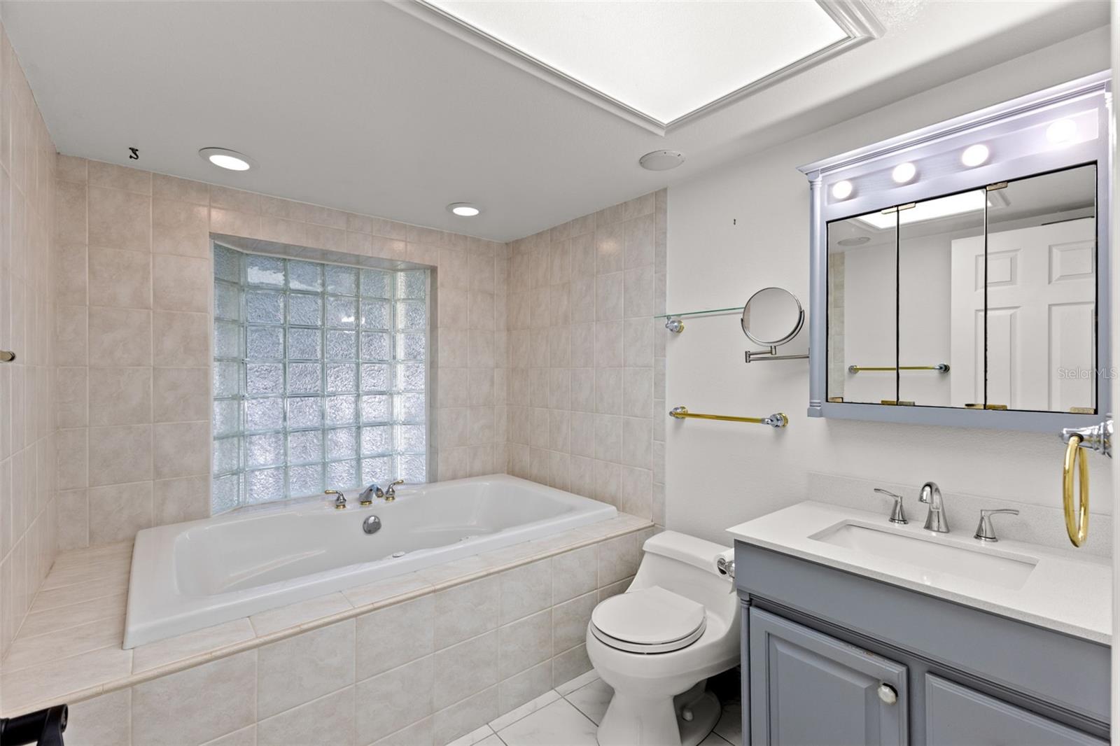 Image 31 of 52 For 349 Kentucky Avenue