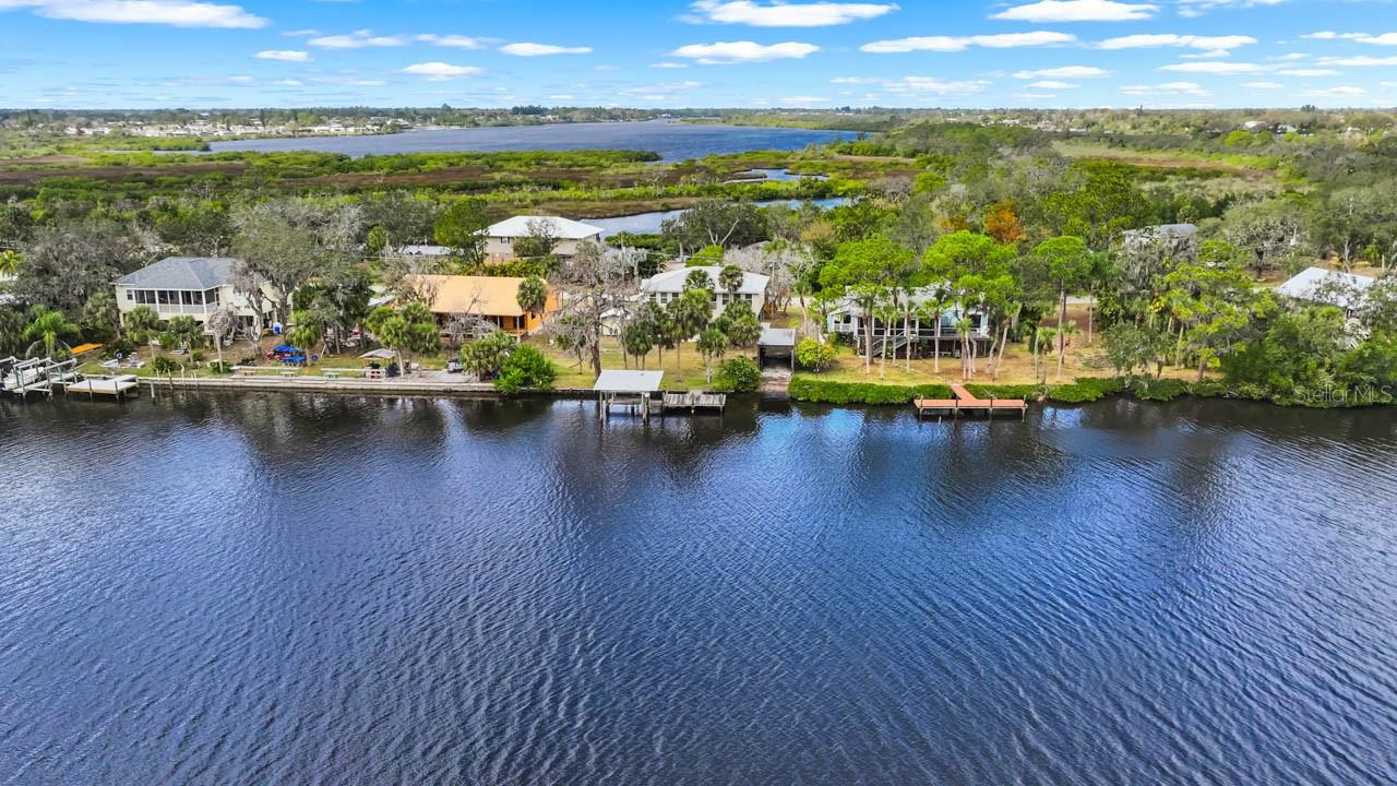 Listing photo id 55 for 2606 River Bend Drive