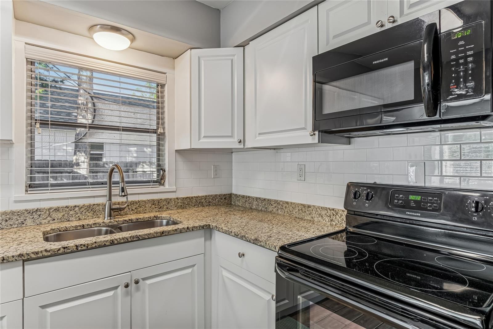 Image 24 of 62 For 902 Beltrees Street