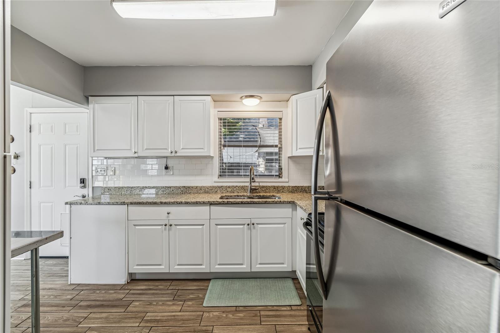 Image 25 of 62 For 902 Beltrees Street