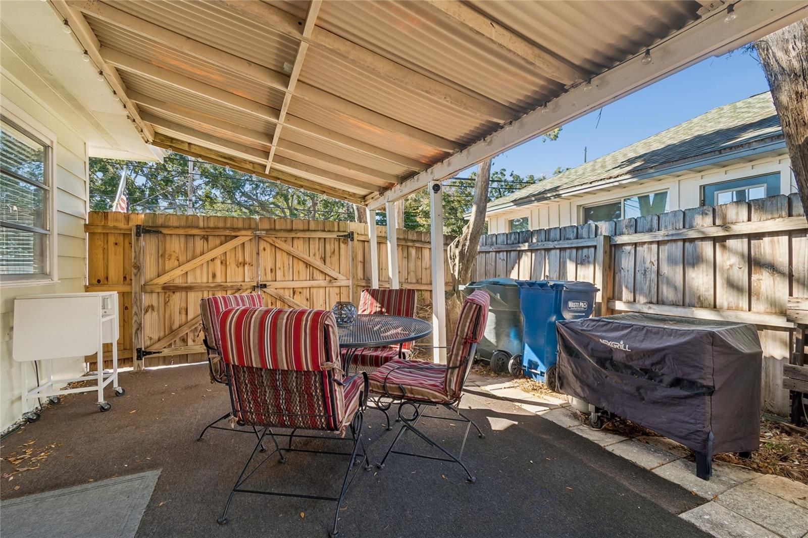 Image 43 of 62 For 902 Beltrees Street