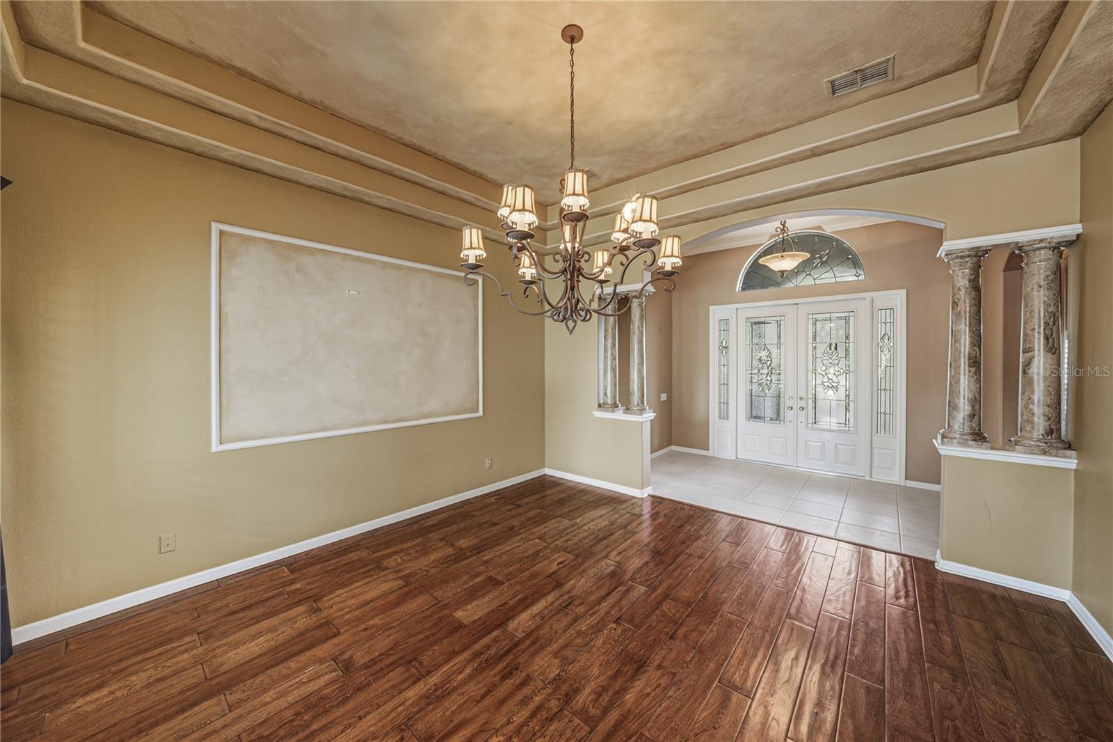 Image 13 of 90 For 12518 Lake Jovita Boulevard