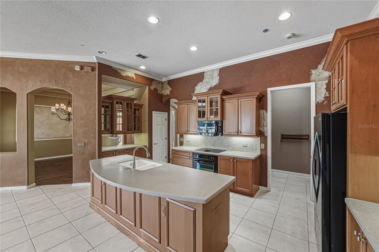 Image 21 of 90 For 12518 Lake Jovita Boulevard