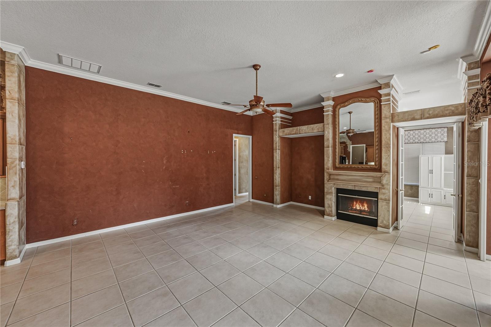 Image 30 of 90 For 12518 Lake Jovita Boulevard