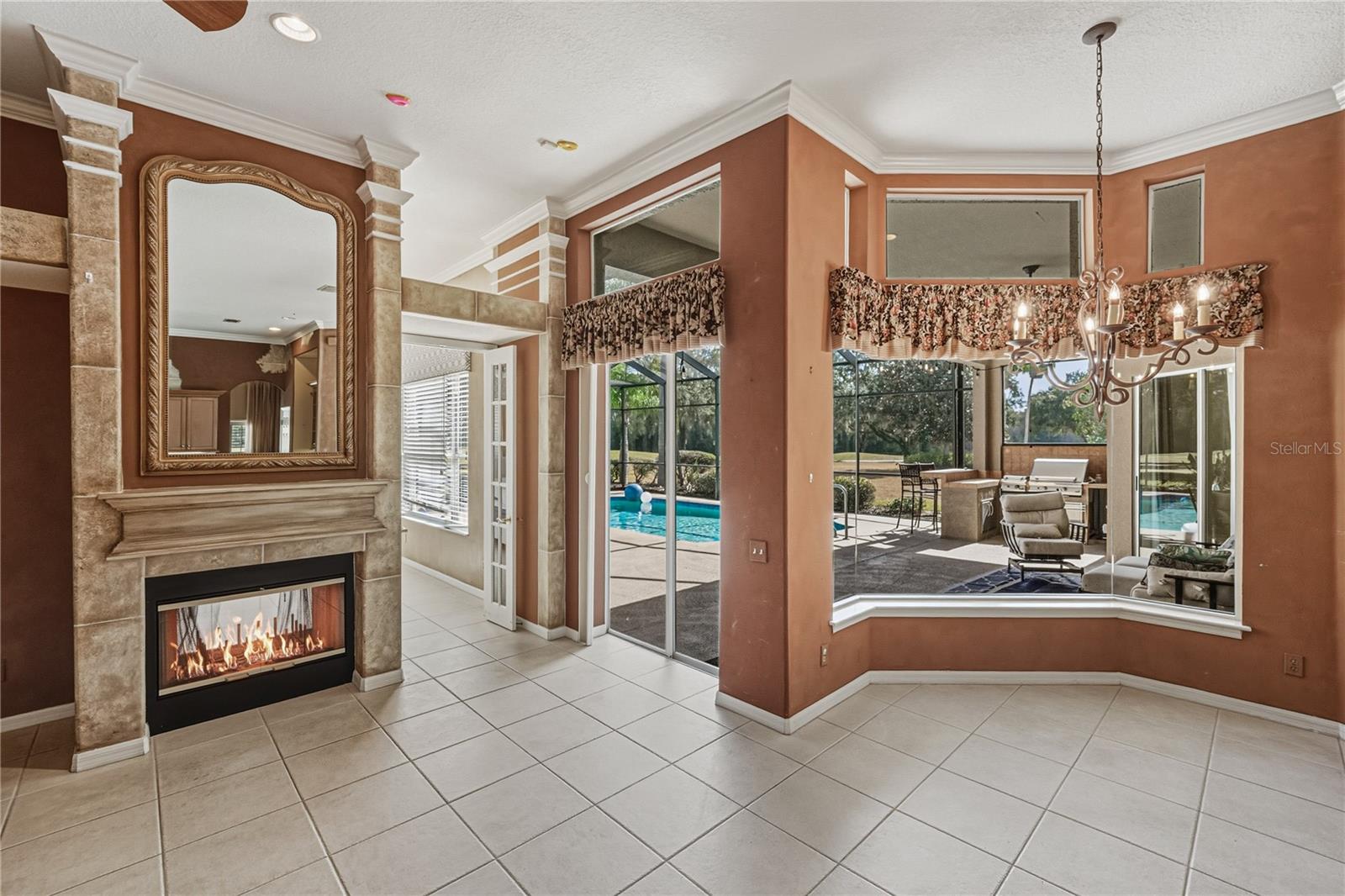 Image 32 of 90 For 12518 Lake Jovita Boulevard