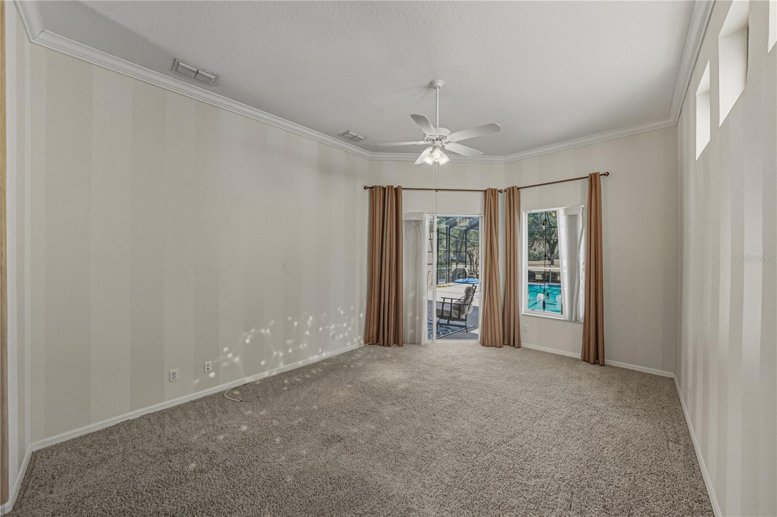 Image 35 of 90 For 12518 Lake Jovita Boulevard