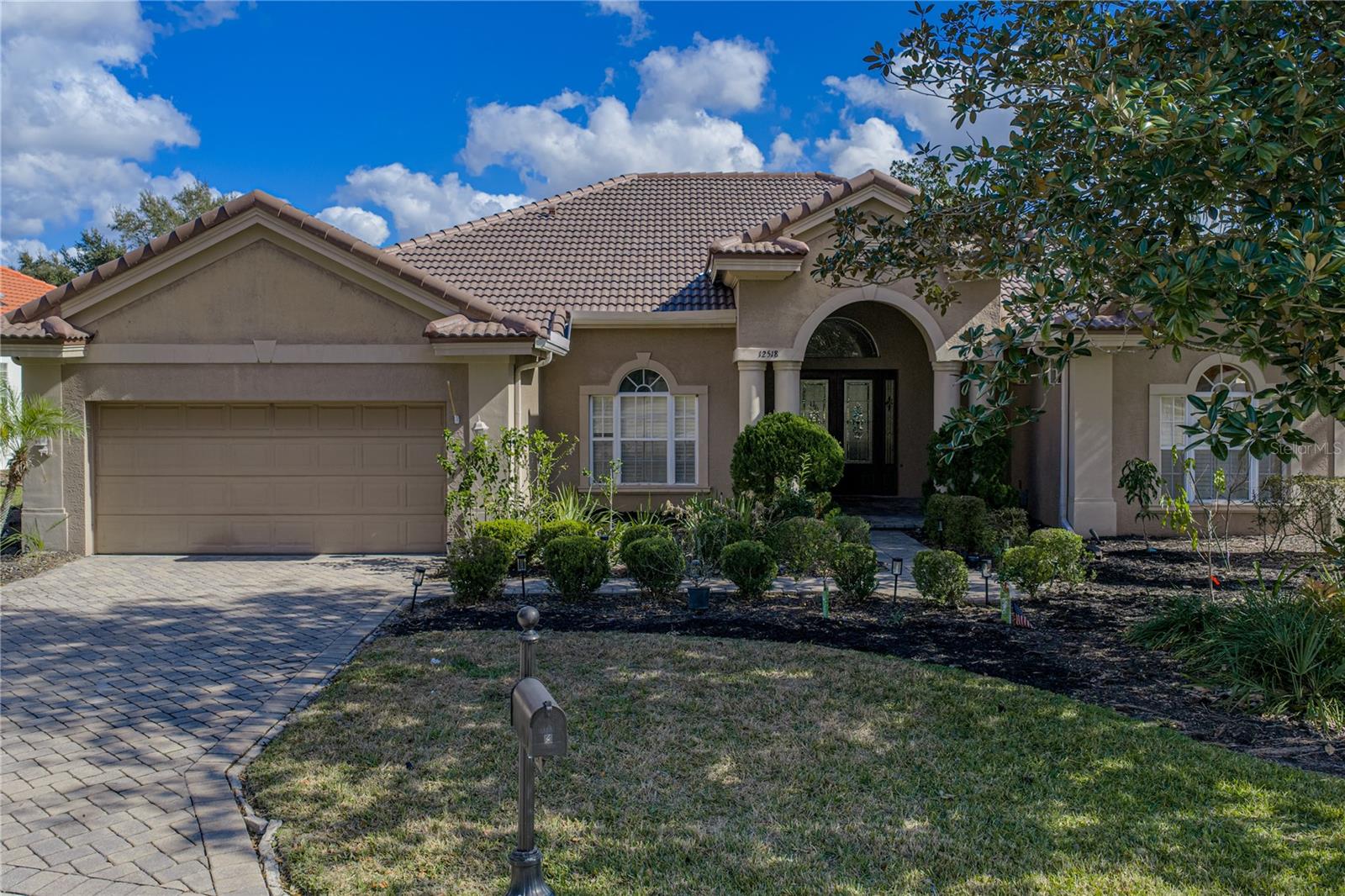 Image 6 of 90 For 12518 Lake Jovita Boulevard