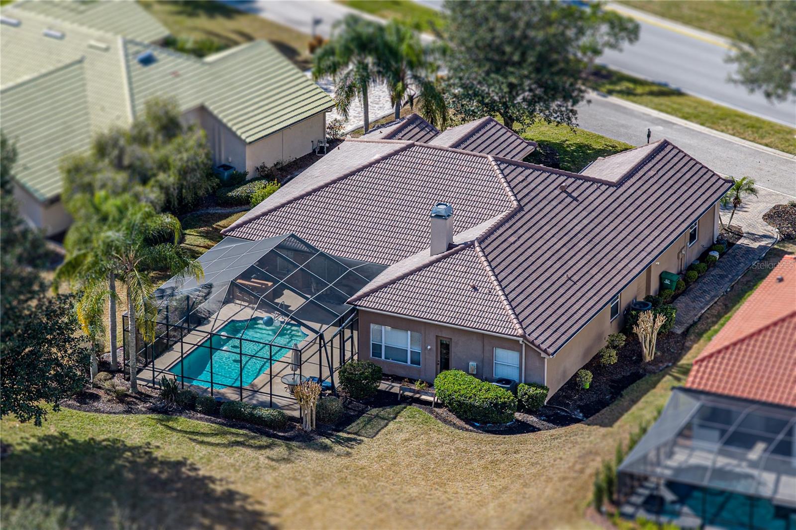 Image 72 of 90 For 12518 Lake Jovita Boulevard