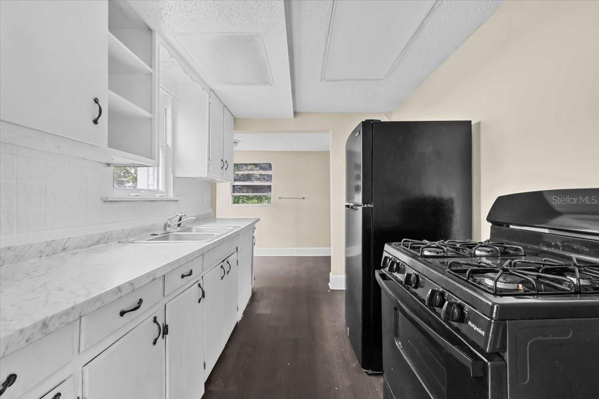 Image 11 of 27 For 1703 7th Avenue N