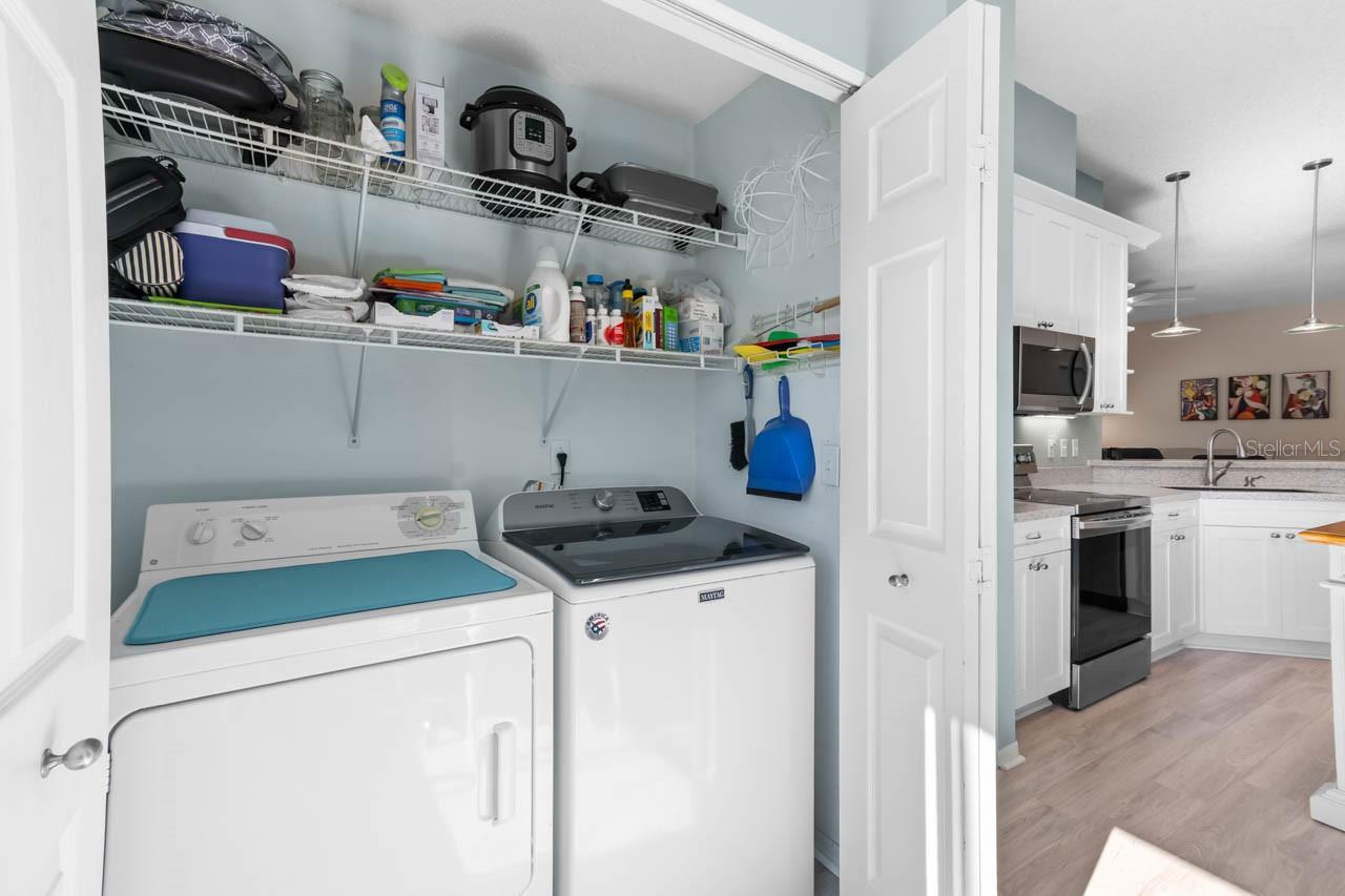 Image 34 of 58 For 1025 New Winsor Loop 28