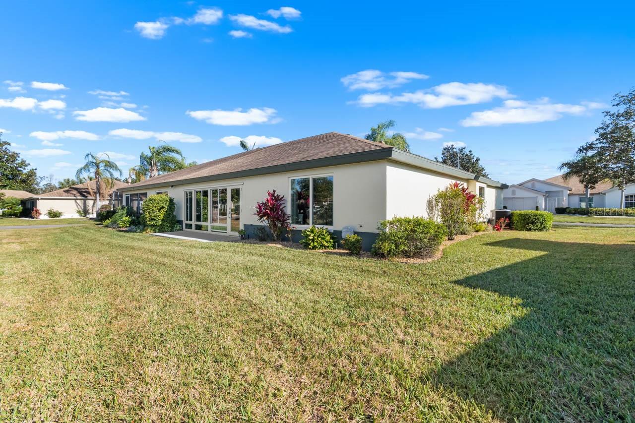 Image 53 of 58 For 1025 New Winsor Loop 28