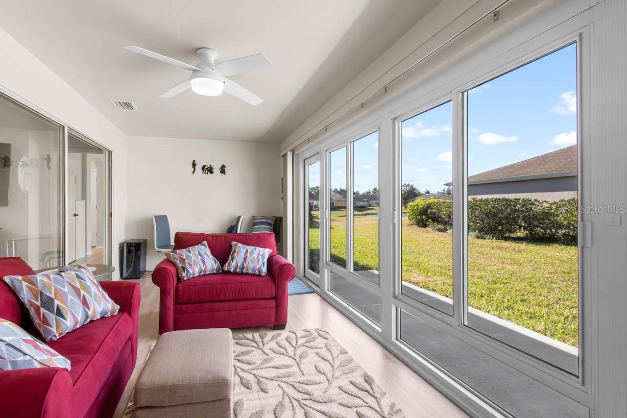 Image 6 of 58 For 1025 New Winsor Loop 28